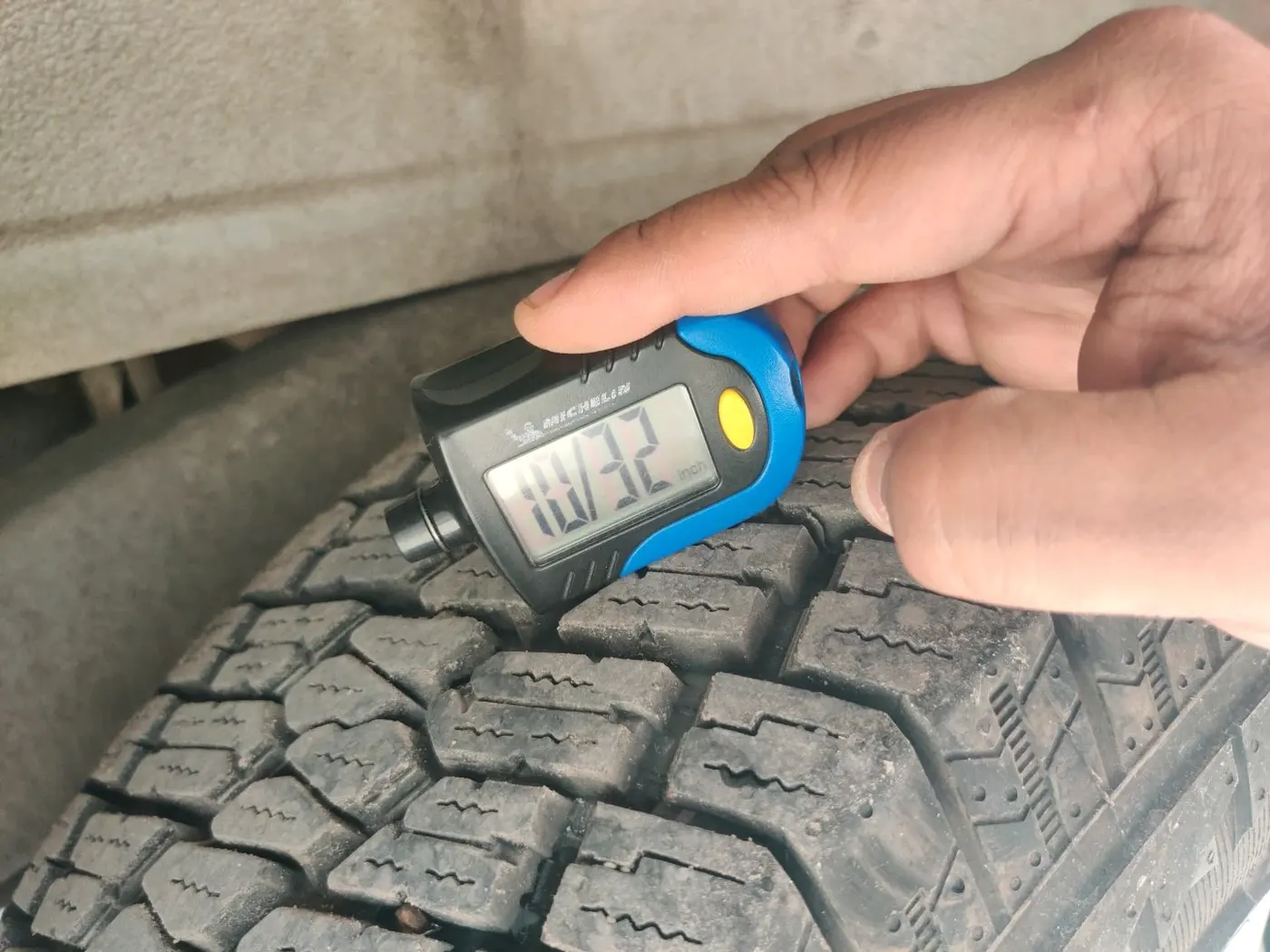 2017 Mahindra Bolero POWER PLUS SLE, Diesel, Manual, 91,633 km, tyre
