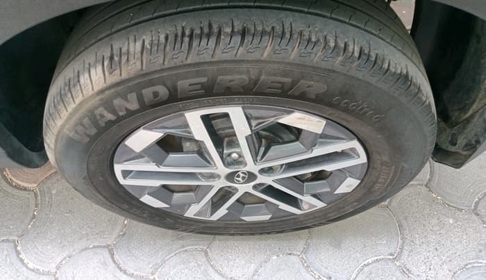 2024 Hyundai VENUE SX (O) MT 1.0 Turbo, Petrol, Manual, 32,362 km, tyre