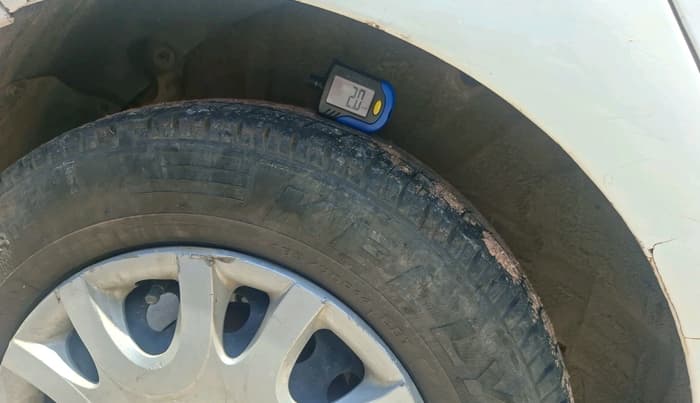 2011 Hyundai i20 MAGNA 1.2, Petrol, Manual, 87,693 km, tyre