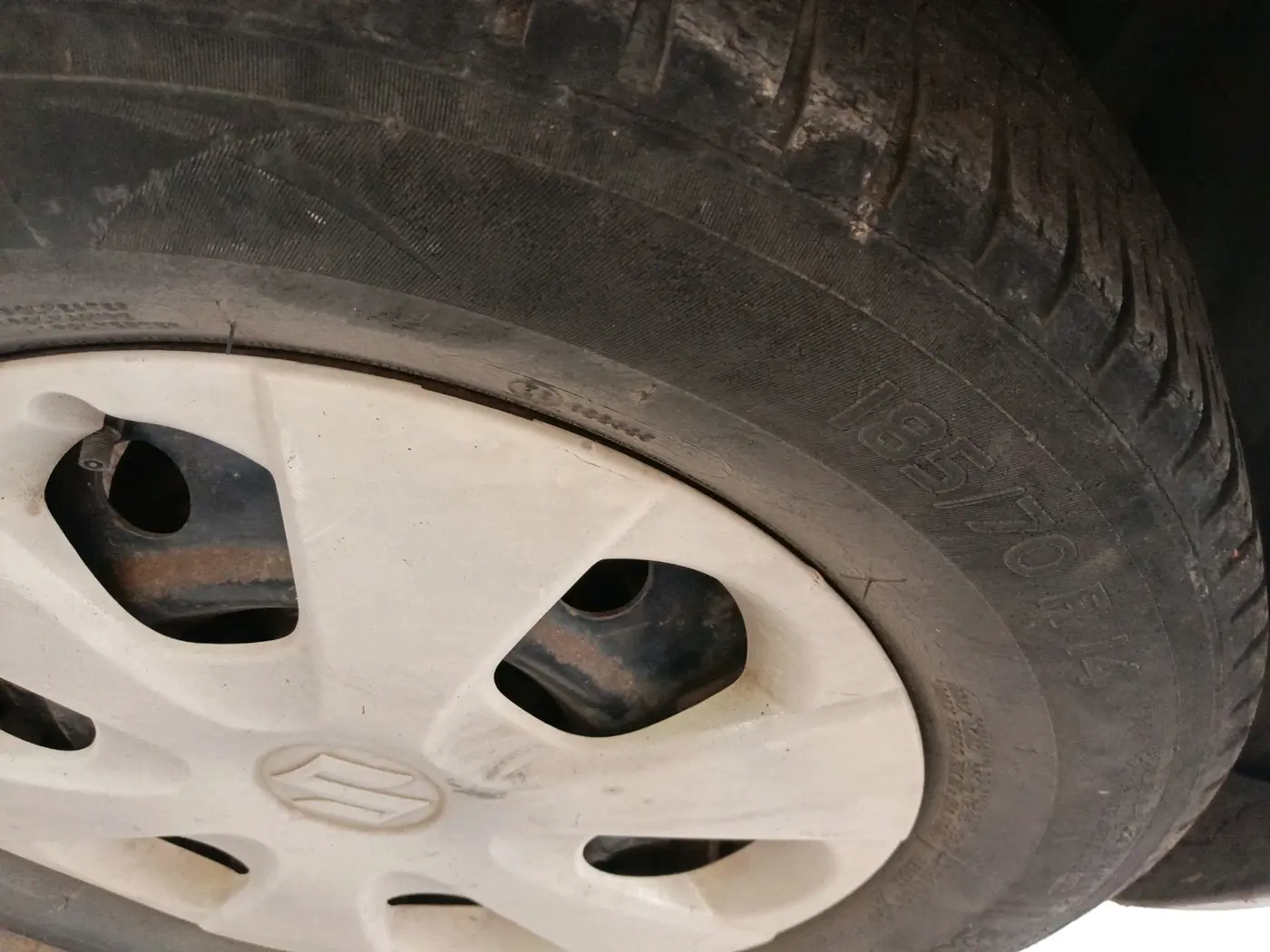 2012 Maruti Ritz VDI, Diesel, Manual, 29,140 km, tyre