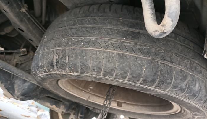 2019 Toyota Innova Crysta 2.8 ZX AT 7 STR, Diesel, Automatic, 1,07,422 km, tyre