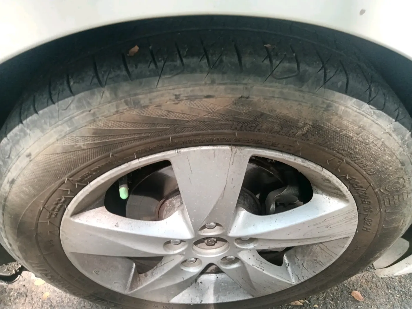 2012 Hyundai New Elantra 1.6 S MT DIESEL, Diesel, Manual, 1,72,255 km, tyre