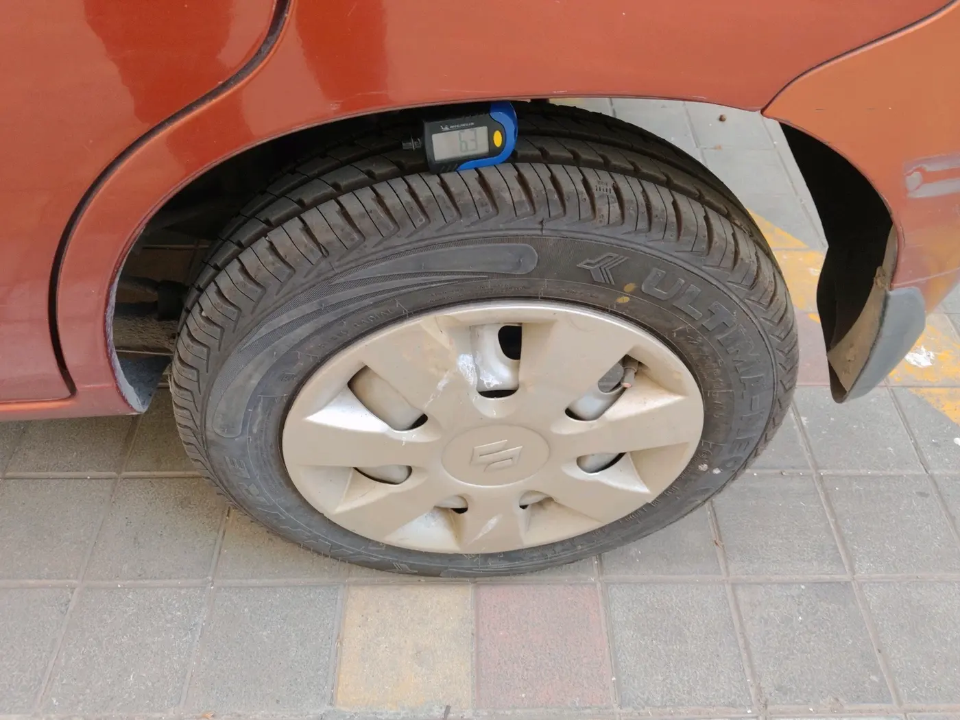 2013 Maruti Alto K10 LXI, Petrol, Manual, 43,106 km, tyre