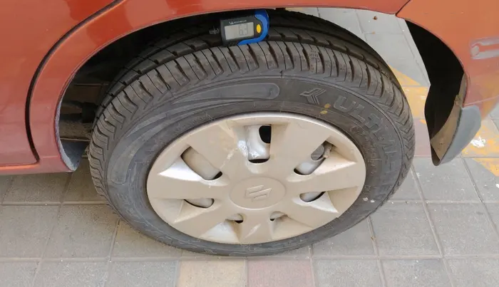 2013 Maruti Alto K10 LXI, Petrol, Manual, 43,106 km, tyre