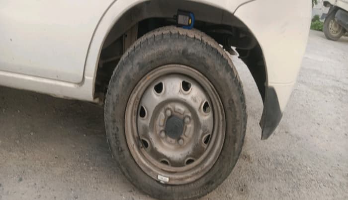2011 Maruti Alto K10 LXI, Petrol, Manual, 60,889 km, tyre