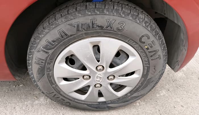 2012 Hyundai i10 SPORTZ 1.2, Petrol, Manual, 54,001 km, tyre