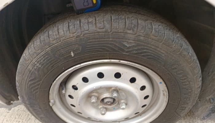 2019 Maruti New Wagon-R LXI CNG 1.0, CNG, Manual, 97,397 km, tyre
