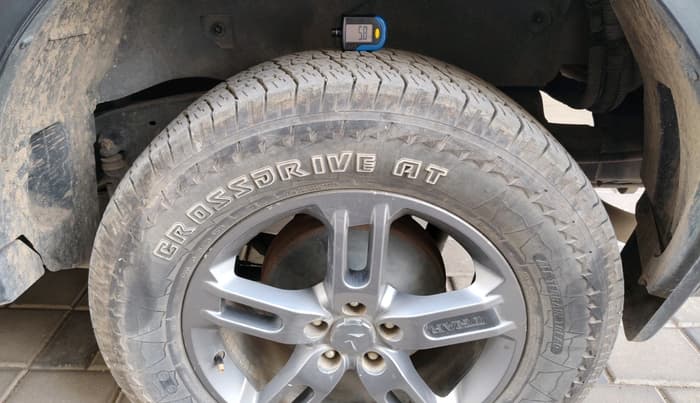 2024 Mahindra Thar LX P 2WD AT HT, Petrol, Automatic, 38,951 km, tyre