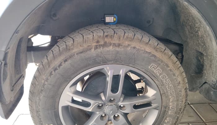 2024 Mahindra Thar LX P 2WD AT HT, Petrol, Automatic, 38,951 km, tyre