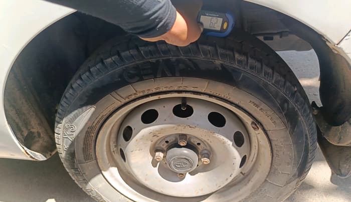 2019 Tata Zest XE PETROL, Petrol, Manual, 43,223 km, tyre