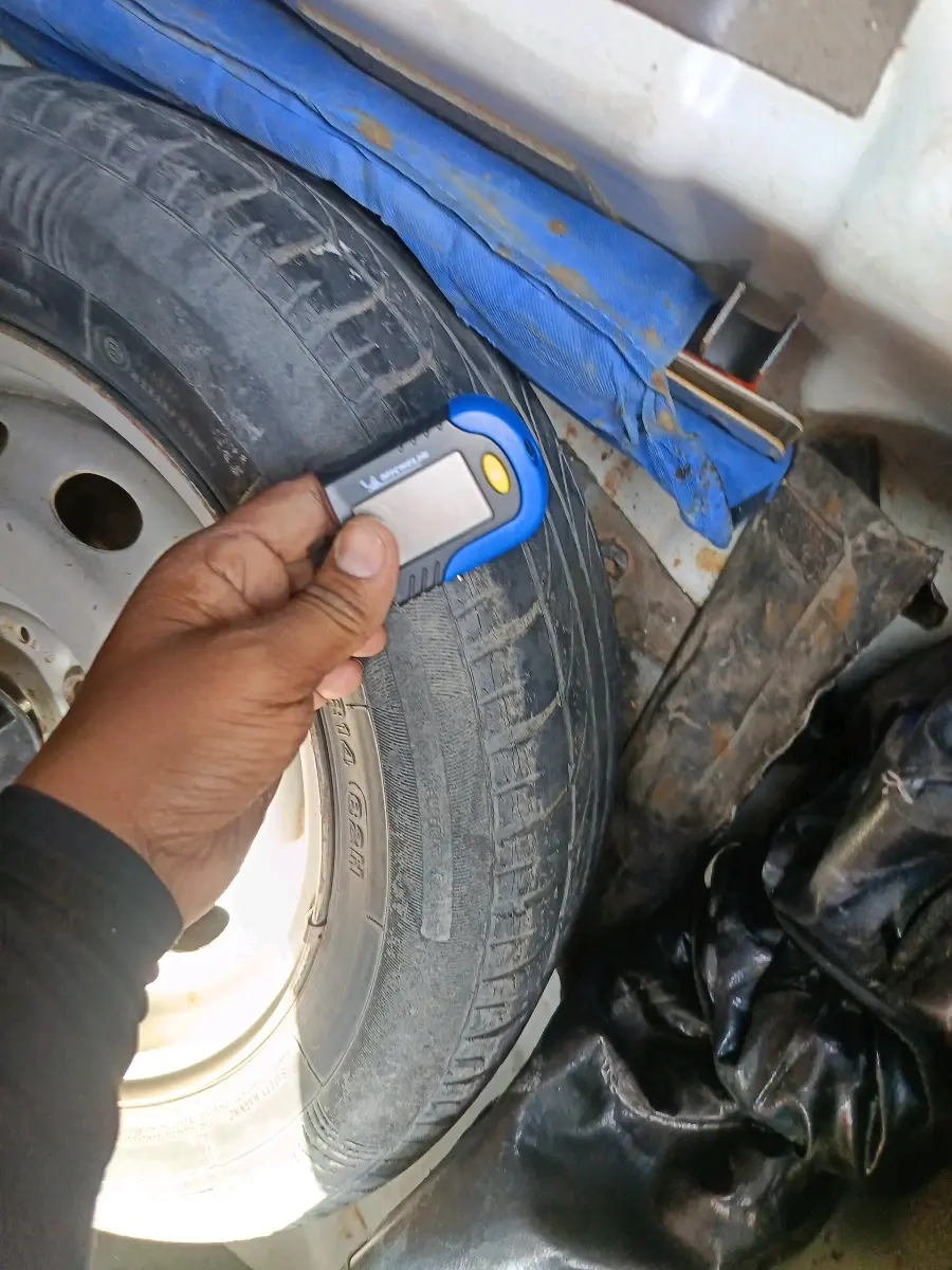 2019 Tata Zest XE PETROL, Petrol, Manual, 43,223 km, tyre