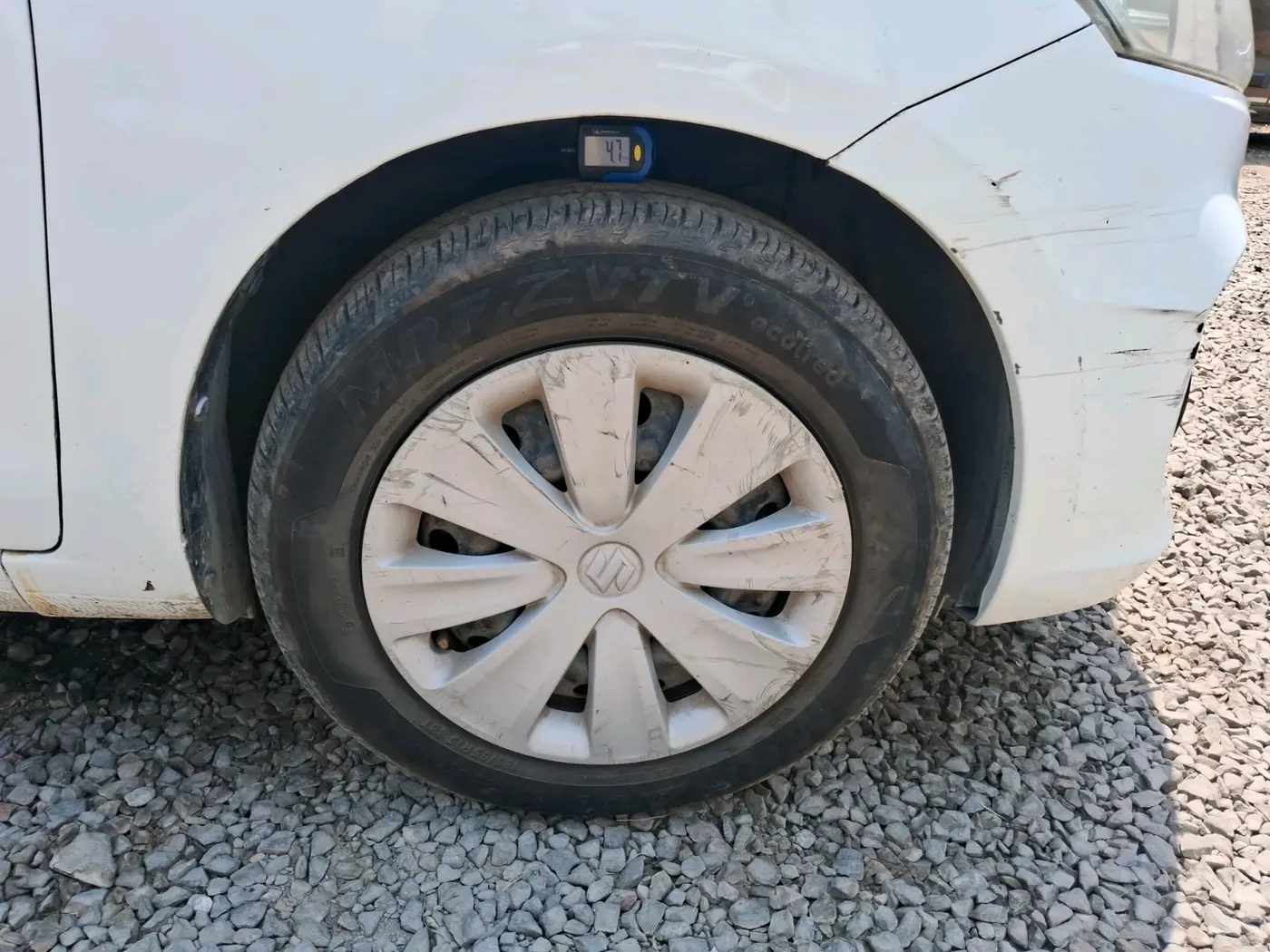 2016 Maruti Ertiga VXI CNG, CNG, Manual, 1,09,830 km, tyre