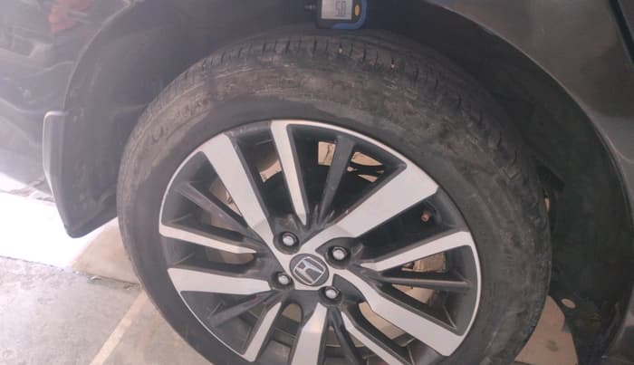 2022 Honda City 1.5L I-VTEC VX, Petrol, Manual, 22,033 km, tyre