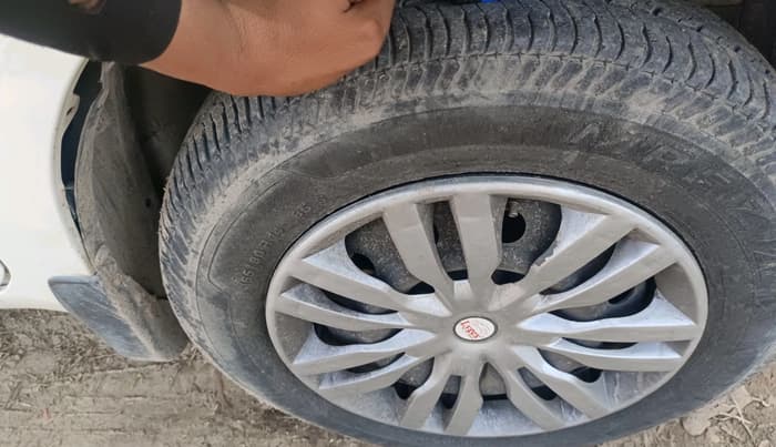 2015 Maruti Ritz VDI, Diesel, Manual, 1,07,231 km, tyre