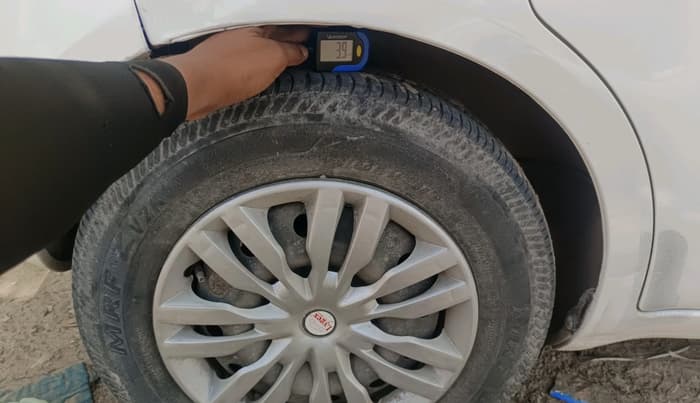 2015 Maruti Ritz VDI, Diesel, Manual, 1,07,231 km, tyre