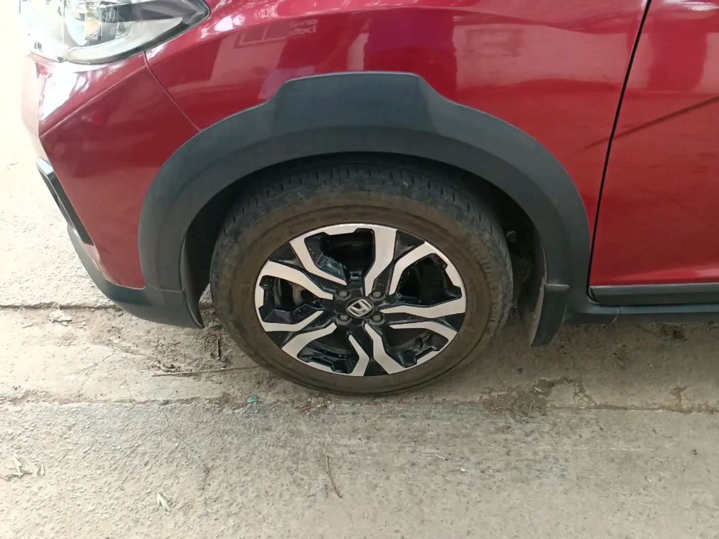 2020 Honda WR-V 1.2L I-VTEC VX MT, Petrol, Manual, 43,441 km, tyre
