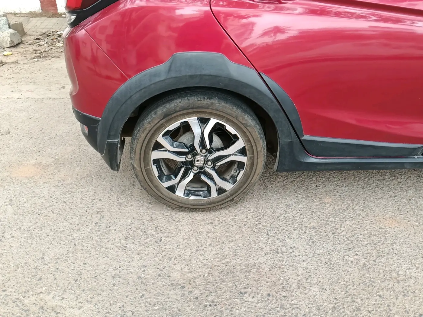 2020 Honda WR-V 1.2L I-VTEC VX MT, Petrol, Manual, 43,441 km, tyre