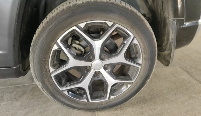 2024 Jeep Compass Model S (O) 2.0 Diesel AT, Diesel, Automatic, 29,805 km, tyre