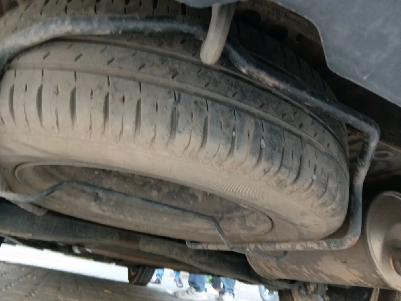 2022 Maruti Ertiga ZXI  CNG, CNG, Manual, 1,12,580 km, tyre