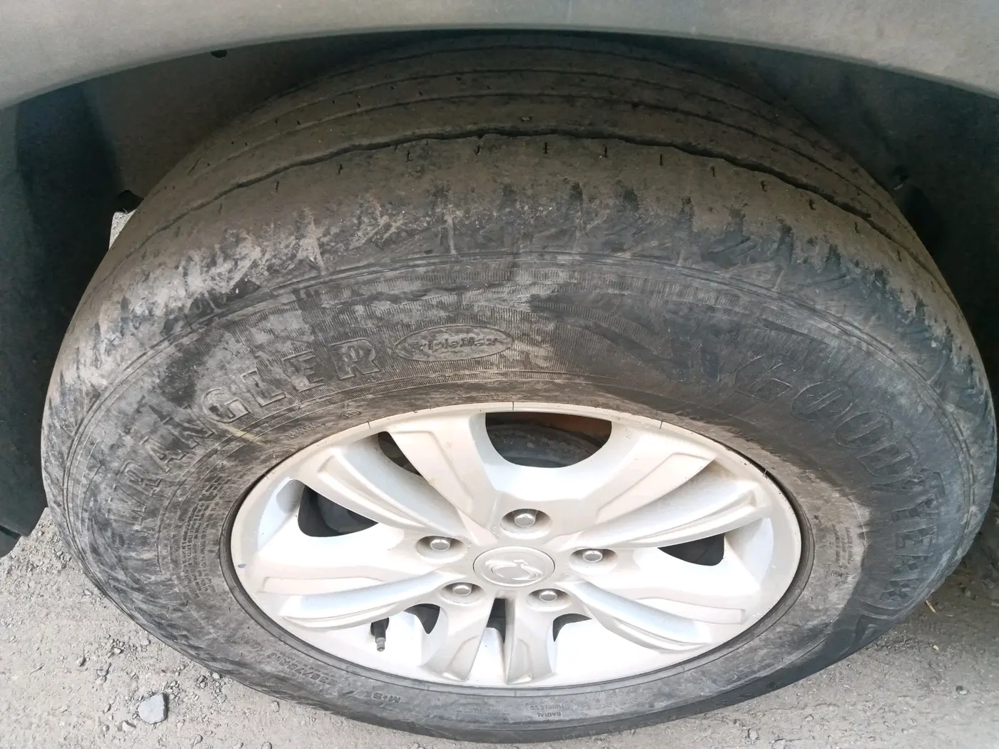 2015 Ssangyong Rexton RX 6, Diesel, Manual, 65,875 km, tyre