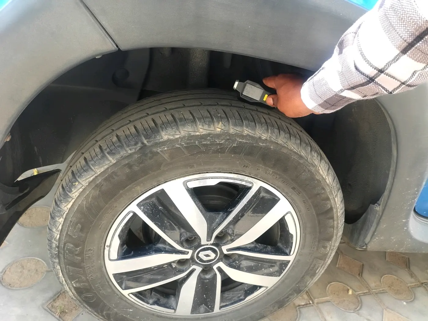 2019 Renault Duster 85 PS RXS MT DIESEL, Diesel, Manual, 1,80,418 km, tyre