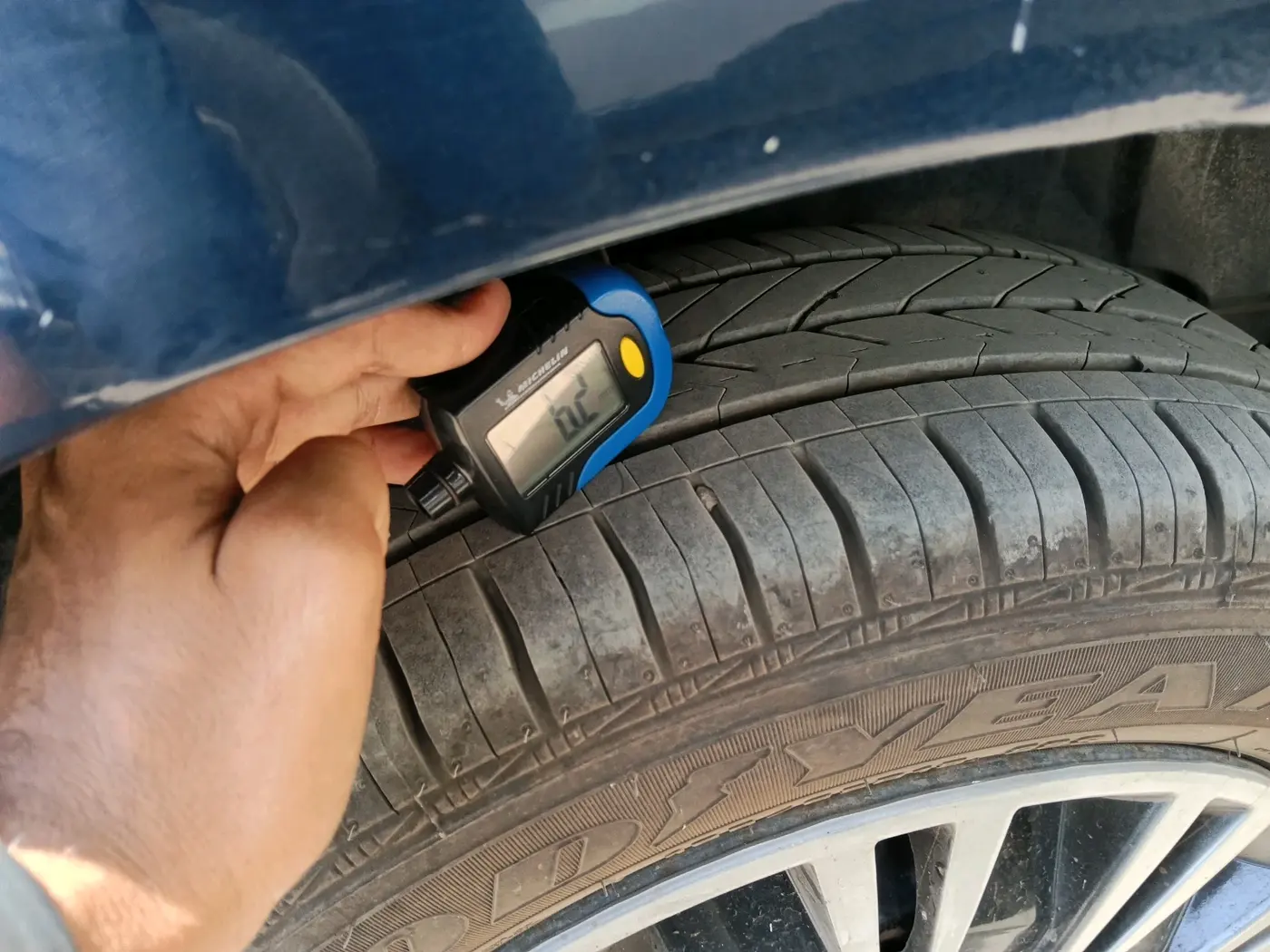 2023 Maruti Baleno DELTA CNG 1.2L, CNG, Manual, 81,948 km, tyre