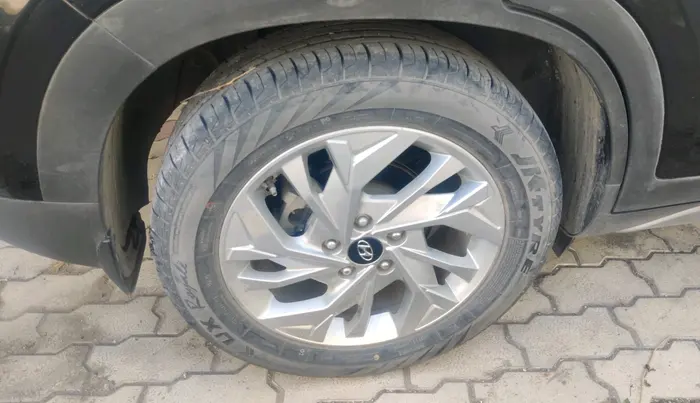 2021 Hyundai Creta SX IVT 1.5 PETROL, Petrol, Automatic, 20,575 km, tyre
