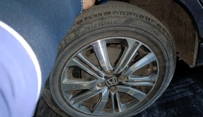 2017 Honda City 1.5L I-VTEC V MT, Petrol, Manual, 68,928 km, tyre