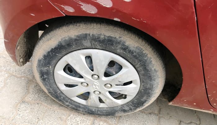 2011 Hyundai i10 MAGNA 1.2, Petrol, Manual, 81,405 km, tyre