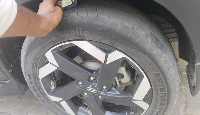 2022 Hyundai ALCAZAR 1.5 SIGNATURE (O) AT 6STR, Diesel, Automatic, 1,32,042 km, tyre