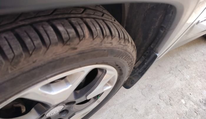 2019 Jeep Compass LIMITED PLUS DIESEL, Diesel, Manual, 1,08,767 km, tyre