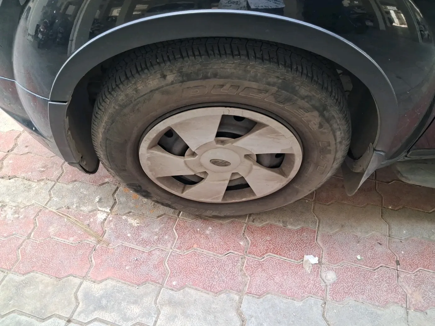2020 Mahindra XUV500 W7, Diesel, Manual, 42,528 km, tyre