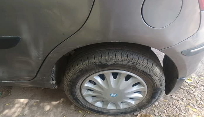 2016 Maruti Swift VXI, Petrol, Manual, 69,535 km, tyre