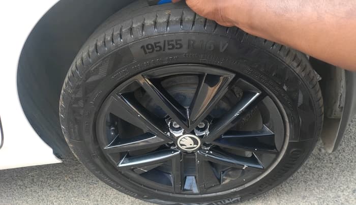2021 Skoda Rapid STYLE AT TSI, Petrol, Automatic, 48,122 km, tyre