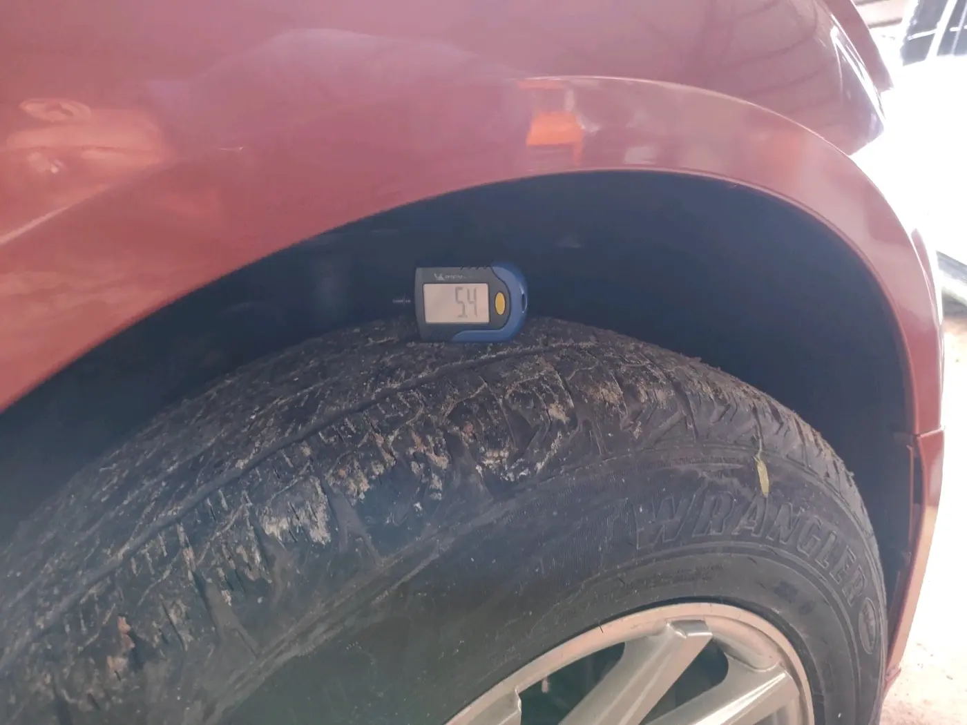 2017 Mahindra XUV500 W4, Diesel, Manual, 41,578 km, tyre