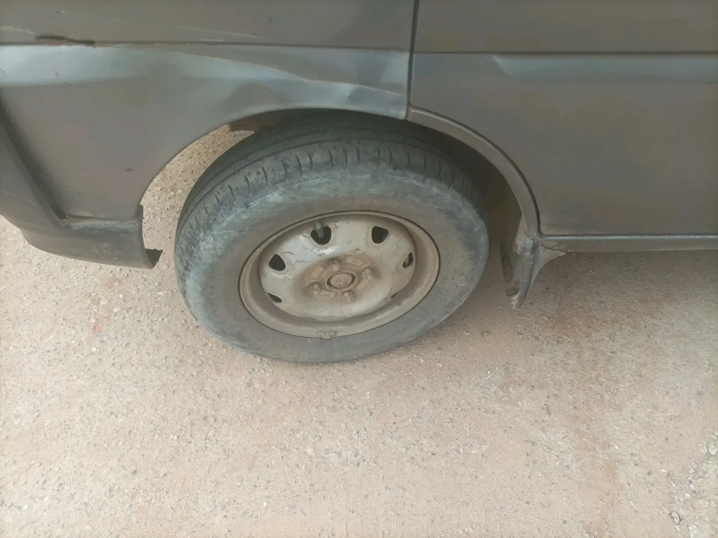2018 Maruti Eeco 5 STR WITH A/C+HTR, Petrol, Manual, 85,712 km, tyre