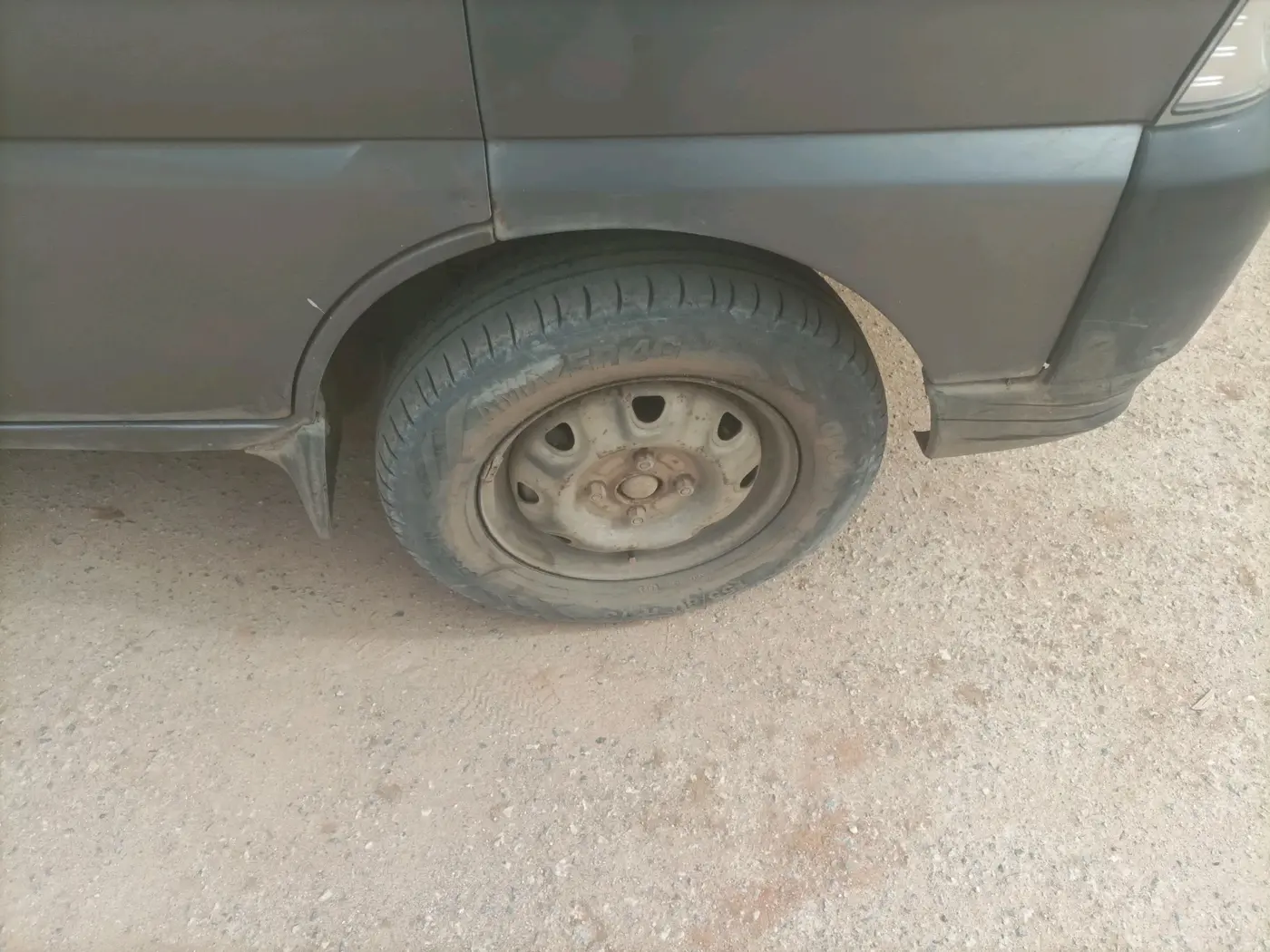 2018 Maruti Eeco 5 STR WITH A/C+HTR, Petrol, Manual, 85,712 km, tyre