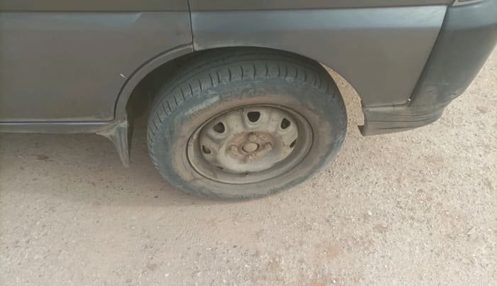2018 Maruti Eeco 5 STR WITH A/C+HTR, Petrol, Manual, 85,712 km, tyre