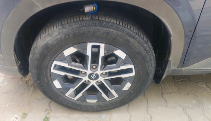 2022 Hyundai VENUE SX (O) 1.0 TURBO DCT, Petrol, Automatic, 47,672 km, tyre