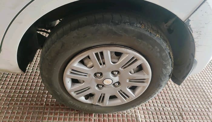 2021 Hyundai NEW SANTRO SPORTZ EXECUTIVE MT CNG, CNG, Manual, 2,17,444 km, tyre