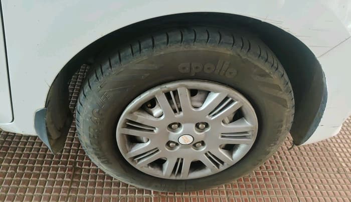 2021 Hyundai NEW SANTRO SPORTZ EXECUTIVE MT CNG, CNG, Manual, 2,17,444 km, tyre