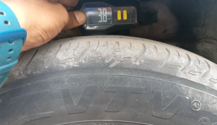 2016 Maruti Ertiga VDI SHVS, Diesel, Manual, 1,45,482 km, tyre