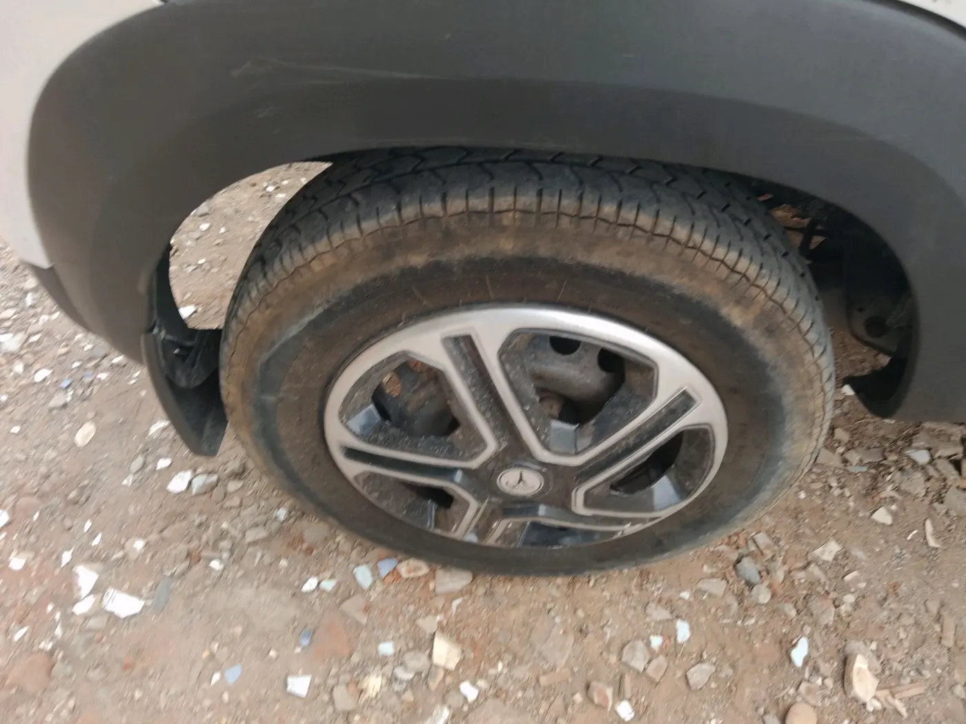 2020 Renault Kwid RXT 1.0 (O), Petrol, Manual, 46,245 km, tyre