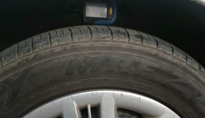 2013 Hyundai Santro Xing GLS PLUS AUDIO, Petrol, Manual, 32,338 km, tyre