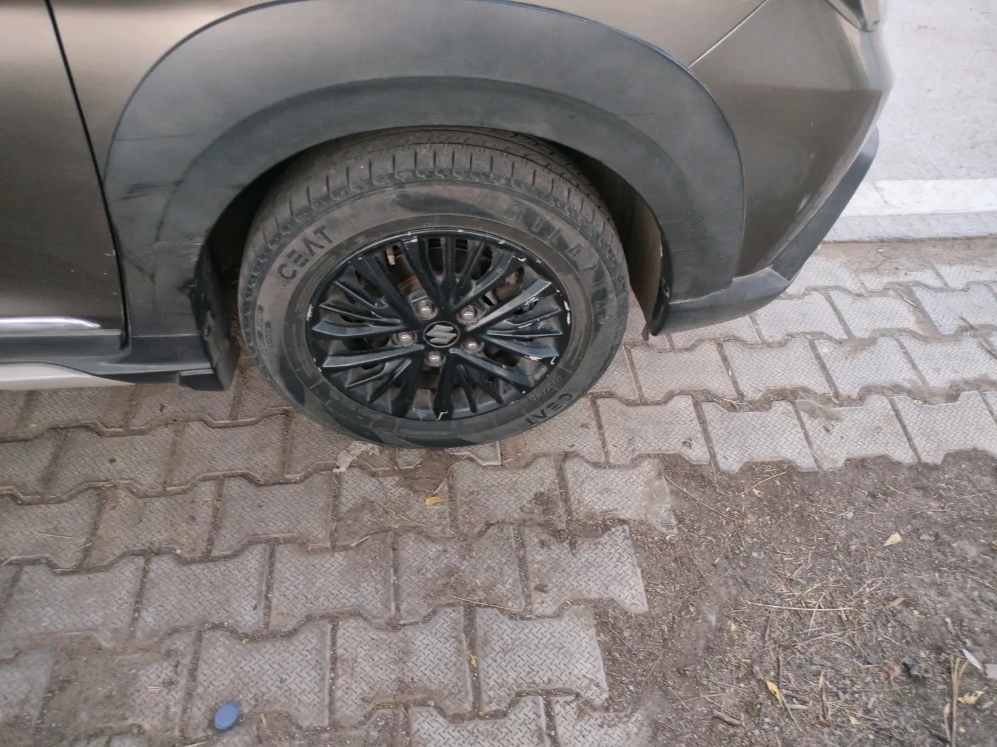 2022 Maruti XL6 ZETA AT, Petrol, Automatic, 81,530 km, tyre