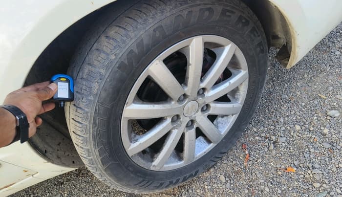 2011 Maruti SX4 ZDI, Diesel, Manual, 1,06,435 km, tyre