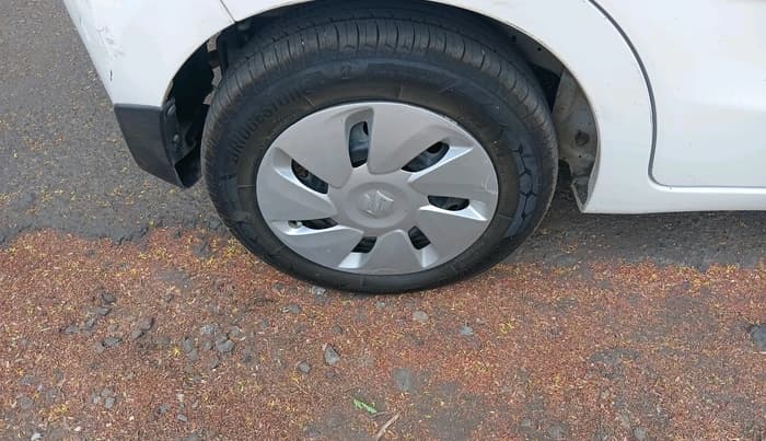 2015 Maruti Celerio VXI AMT, Petrol, Automatic, 1,19,459 km, tyre