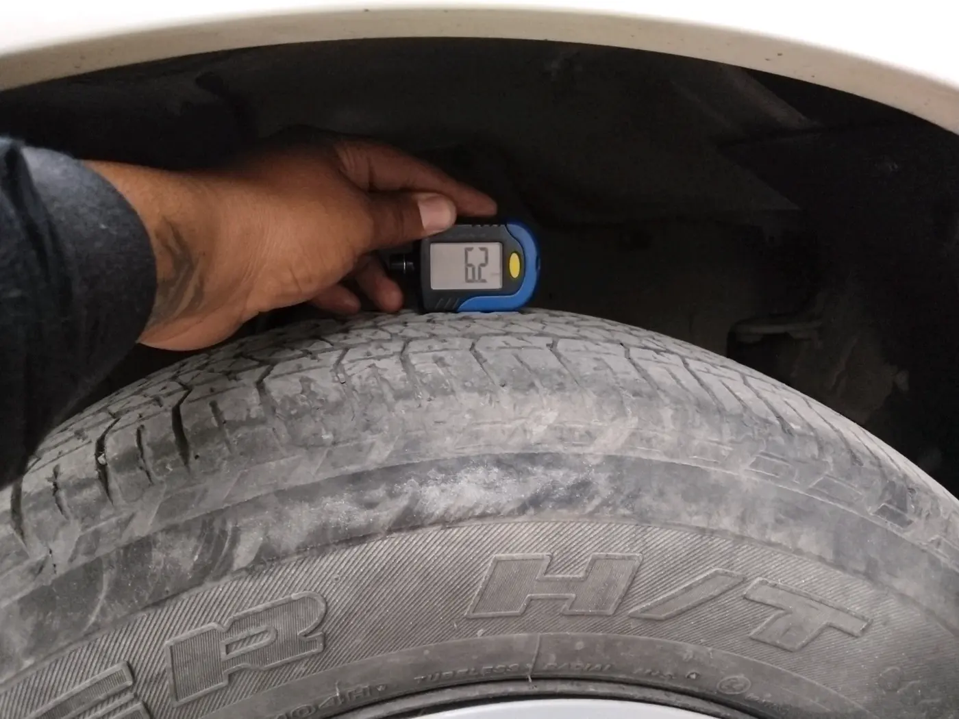 2017 Mahindra Scorpio S6 PLUS, Diesel, Manual, 1,70,662 km, tyre