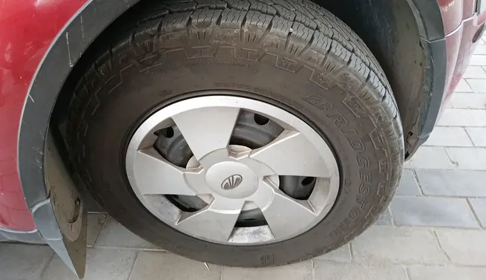 2018 Mahindra XUV500 W7 AT, Diesel, Automatic, 90,108 km, tyre