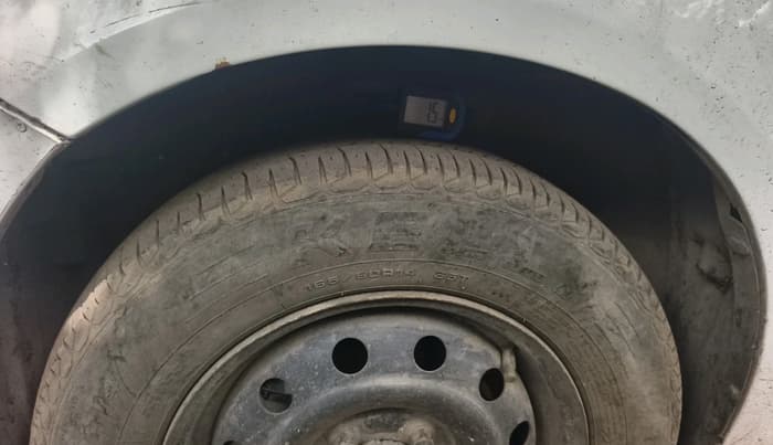 2016 Maruti Ritz LXI, CNG, Manual, 89,812 km, tyre